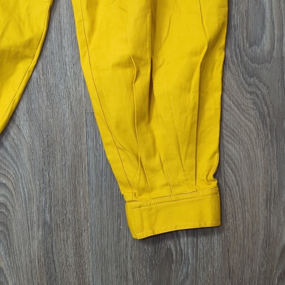 🌟NWT 7th Avenue NYC Yellow Ankle Crop Dress Pants - Picture 3 of 6